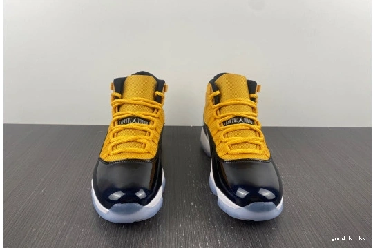 Jordan Air yellow 11 AJ11 and black 0331
